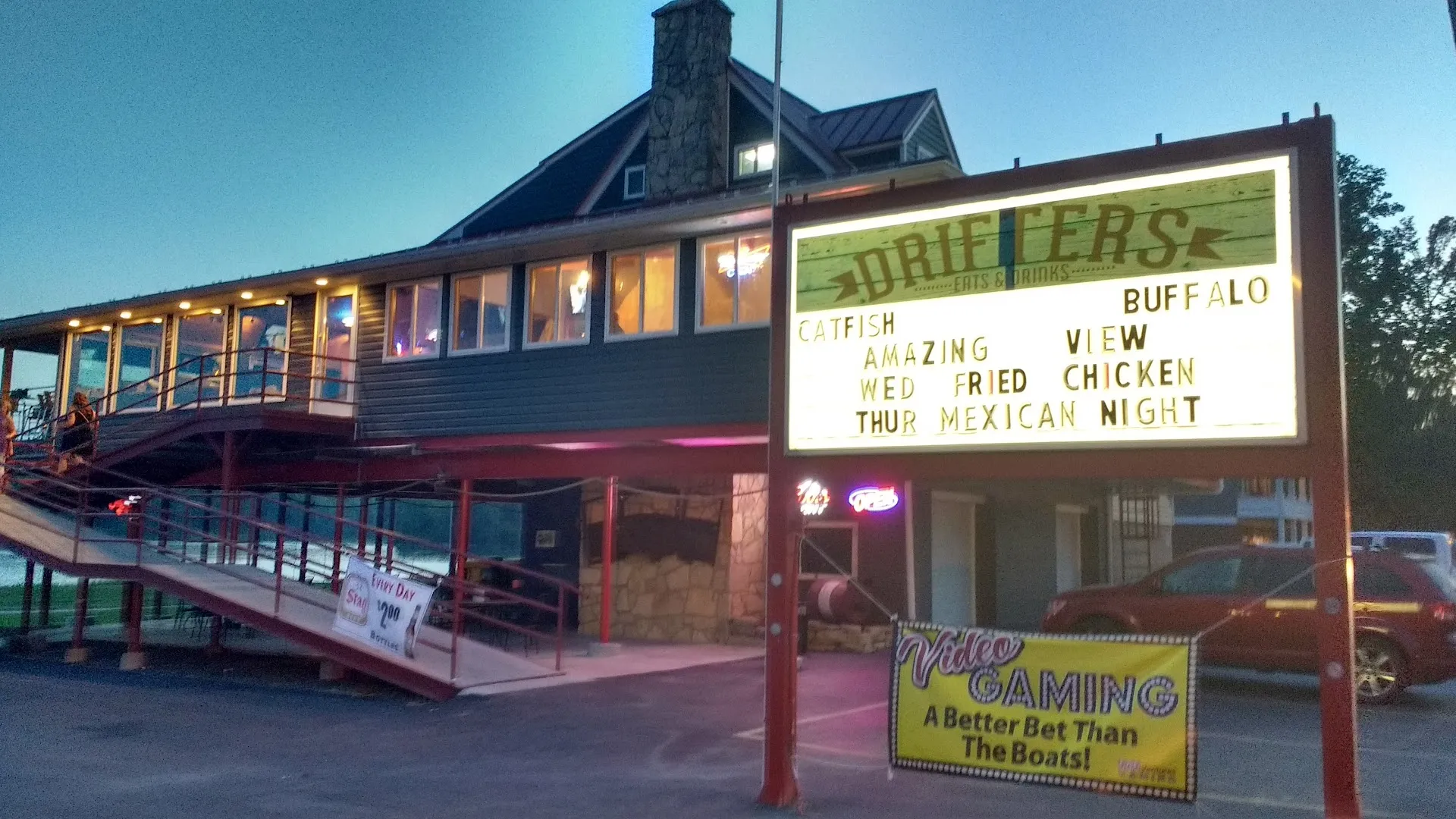 Drifters Bar and Grill